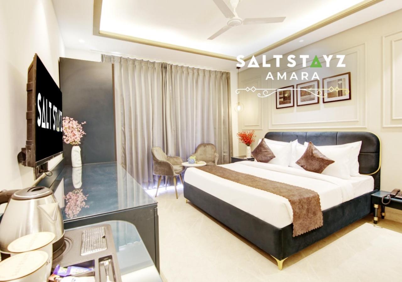 Saltstayz Premier - Galleria Market Road & Sector 27 Гургаон Екстериор снимка